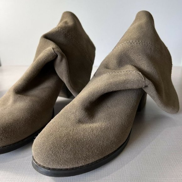 Steve Madden Cole Booties Slouchy Suede Taupe Block Stacked Heel Womens Size 10M - Picture 4 of 8